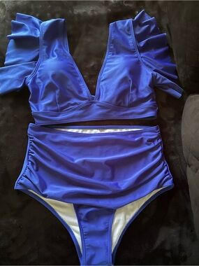 Sporlike Royal Blue Ruffled Sleeve Two-Piece Bikini Set